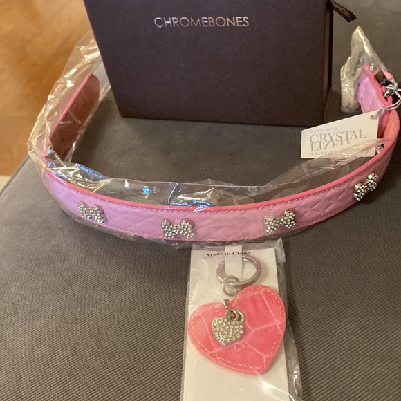 Chrome Bones 18-22” NWT CB Mini Quilt Leather Dog Collar with Heart Keychain, - Picture 2 of 4
